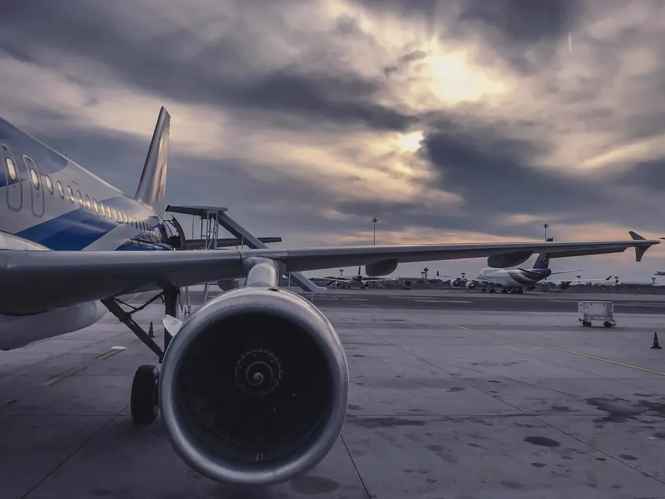 Emissões Atmosféricas Aeronáuticas na Godoy Ambiental e TO70 Brasil